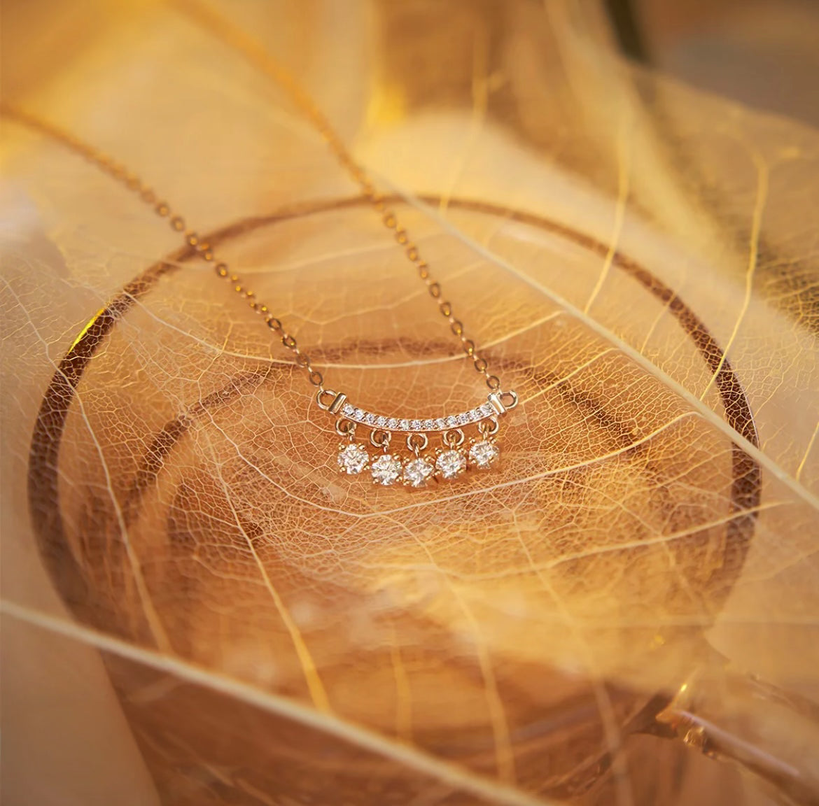 $99.99 ONLY
With GRA CERTIFICATE 
✨ Elevate your everyday look ✨
moissanite arc pendant necklace 💎
Minimal, classy, and guaranteed to sparkle in every light